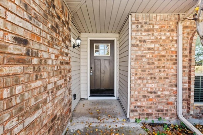 Building Photo - Spacious 3-Bedroom Home in The Colony – Available Now!