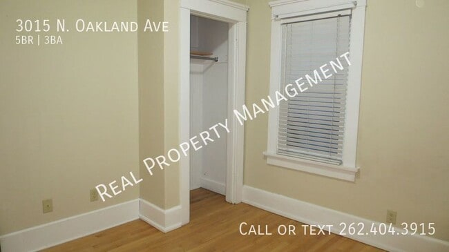 Building Photo - 3015 N Oakland Ave