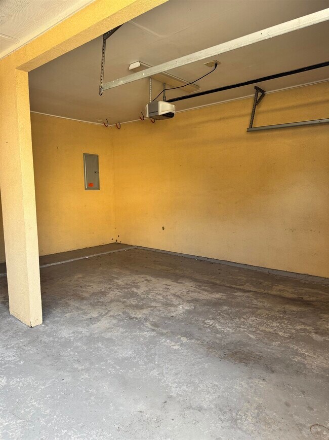 Building Photo - 2619 San Isidro Pkwy