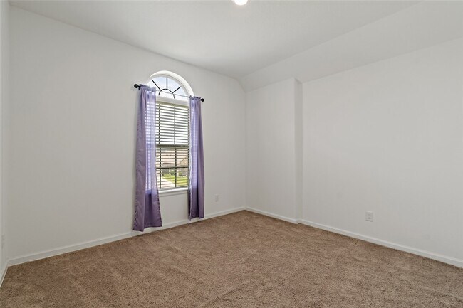 Building Photo - 14010 Hartford Heights Wy
