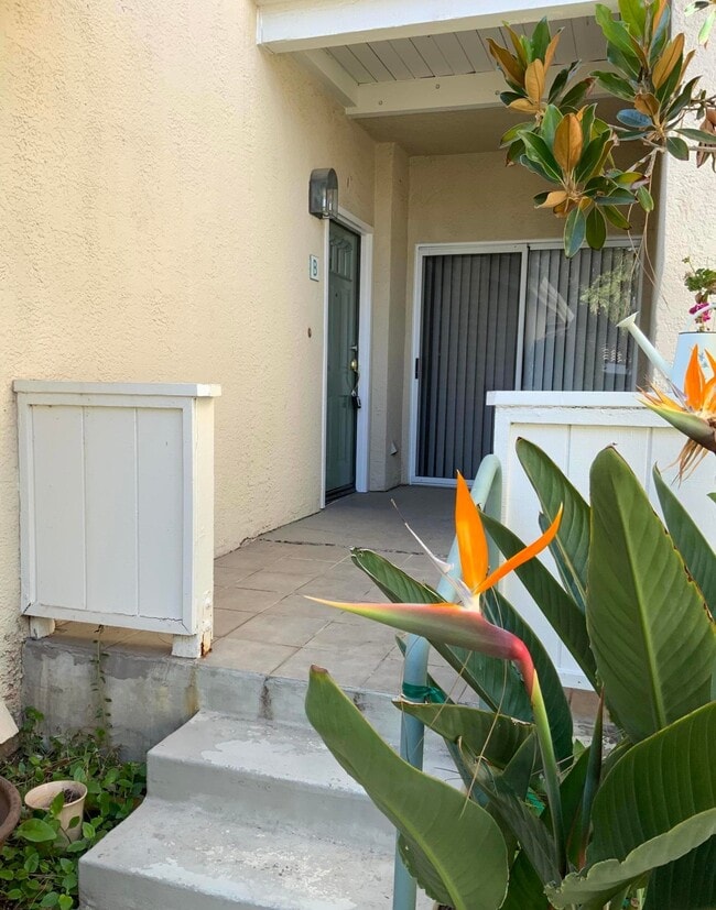 Building Photo - 5473 Spanish Oak Ln