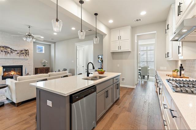 Building Photo - 17120 Lacebark Ln