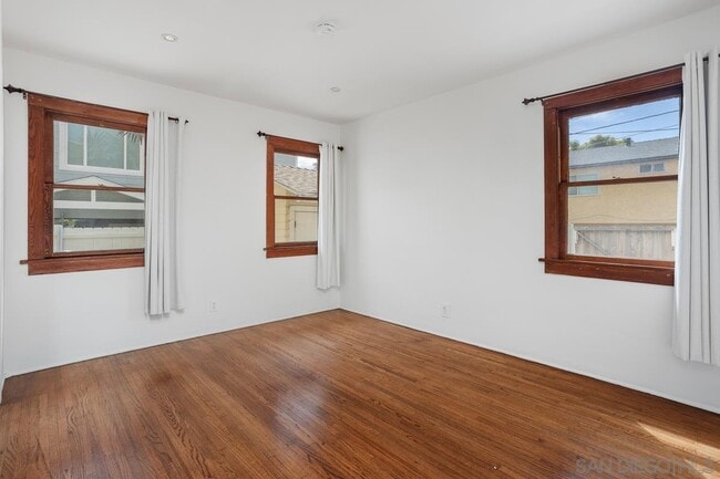 Building Photo - 1911 S Tremont St