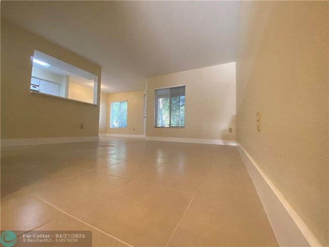 Building Photo - 2485 NW 33rd St