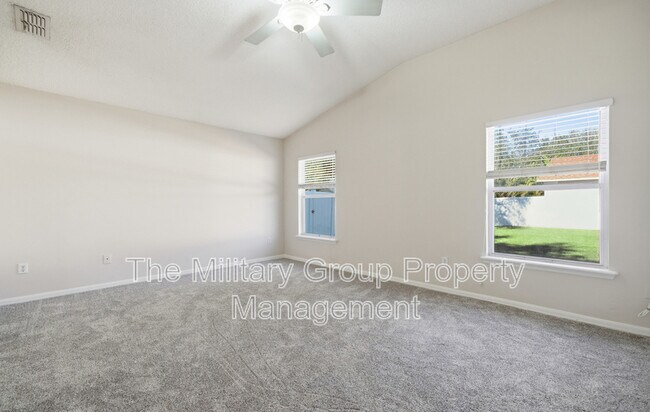 Building Photo - 586 Longmill Ln