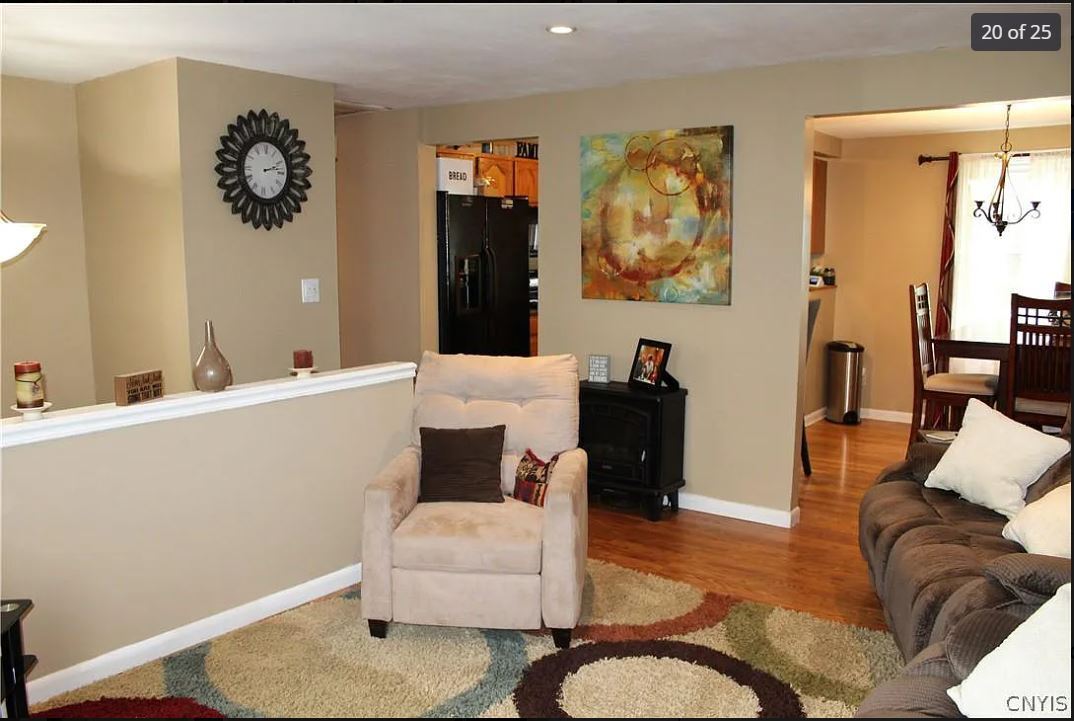 Building Photo - 8225 Lucchesi Dr
