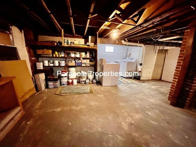 Building Photo - 105 Lafayette St