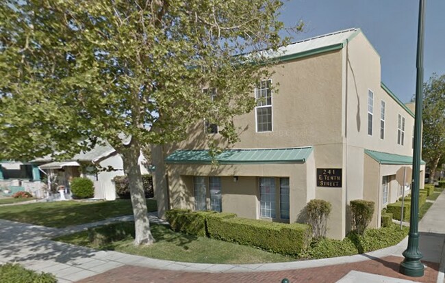 Primary Photo - 241 10th St