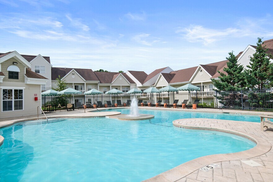 Kinwood Apartments 2 River Chase Dr Rensselaer NY 12144 Apartment