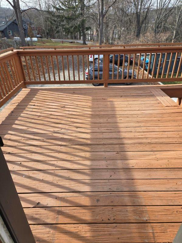 Primary Photo - 155 School Ave