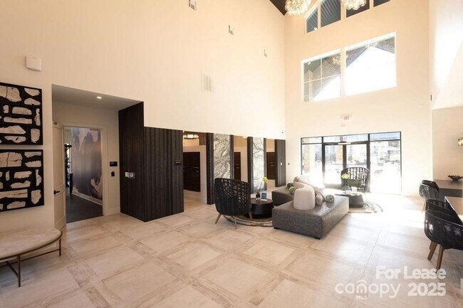 Building Photo - 3110 Doe River Wy