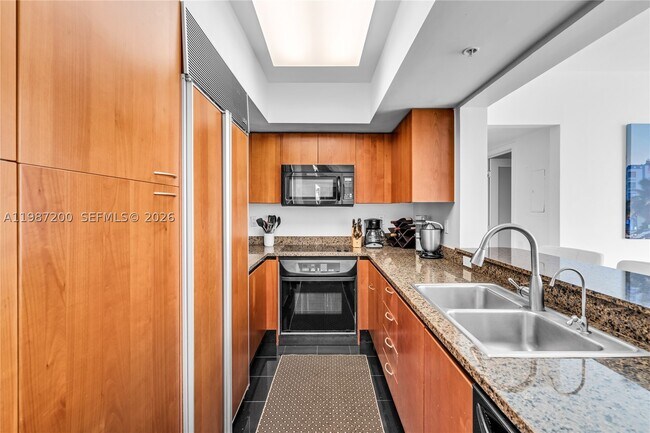 Building Photo - 1500 Ocean Dr