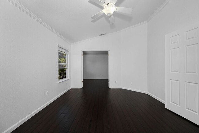 Building Photo - 166 Blackstone Dr
