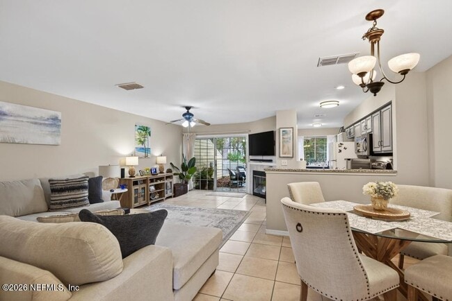 Building Photo - 323 Sand Castle Way