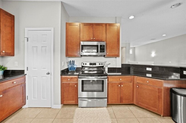 Building Photo - 3625 Bay Heights Way