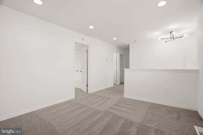 Building Photo - 9518 Blanchard Dr