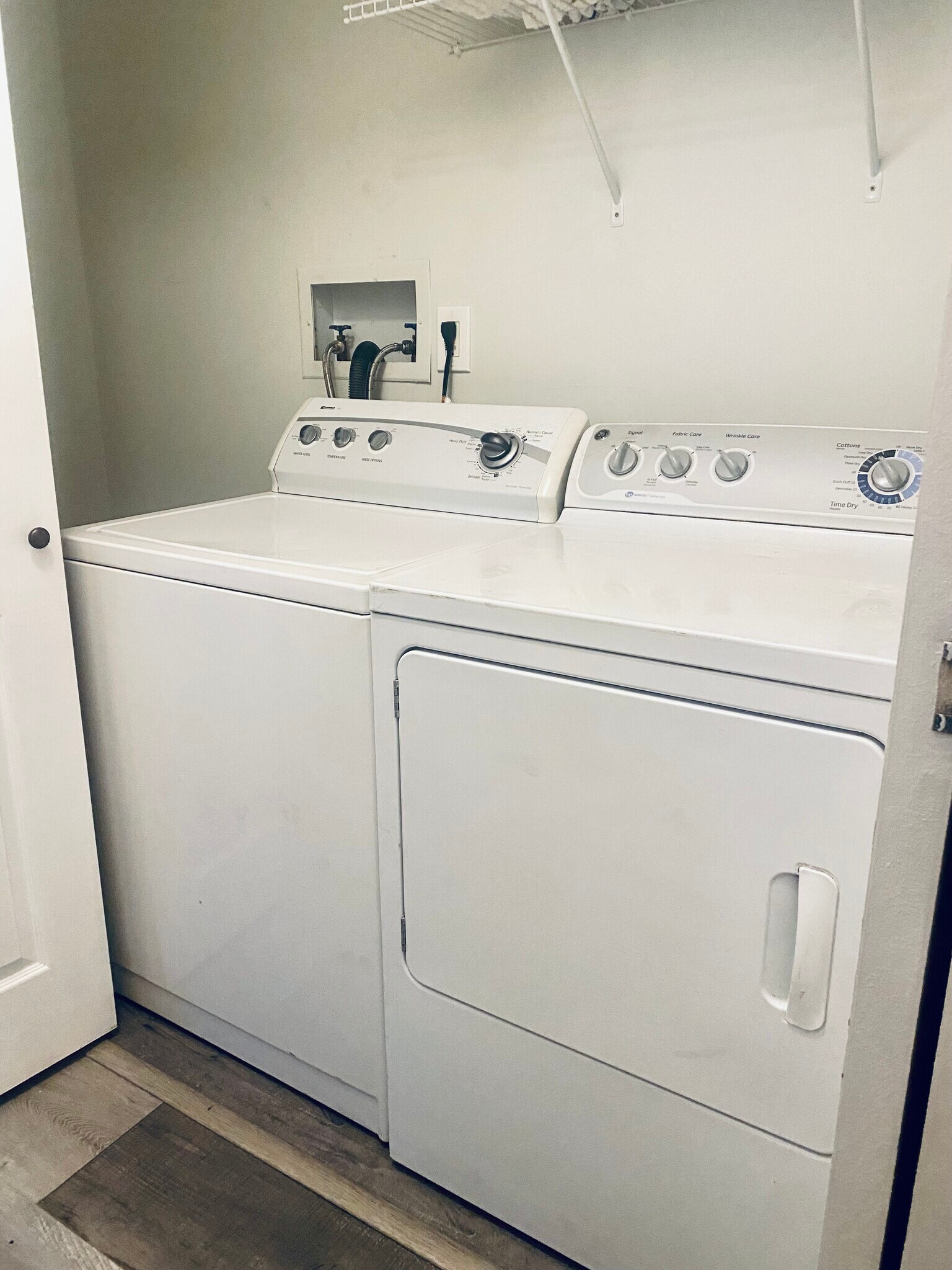 Building Photo - 848 N 16th St