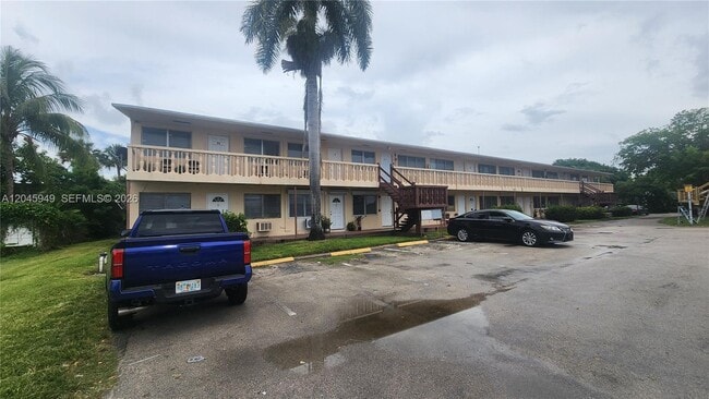 Building Photo - 280 SW 11th Ave