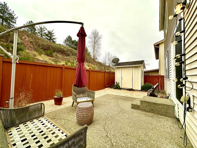 Building Photo - 4bd/2.75ba Renton Home