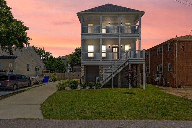 Building Photo - Willoughby Beach
