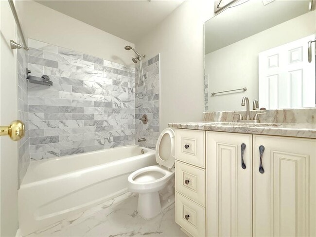 Building Photo - 3500 Millwater Crossing NE