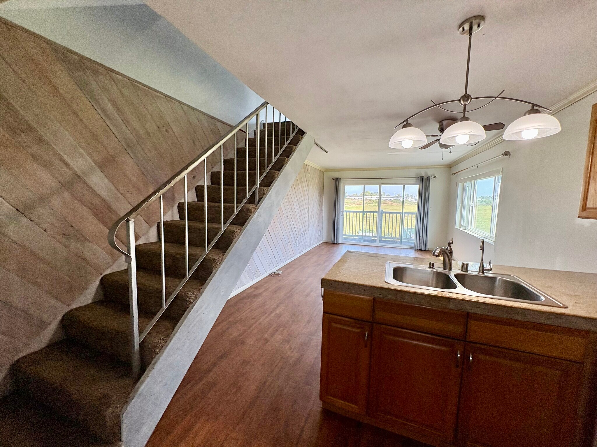 Building Photo - 1111 Seacoast Dr