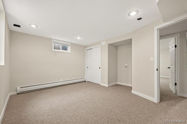 Building Photo - 2560 Brentwood St