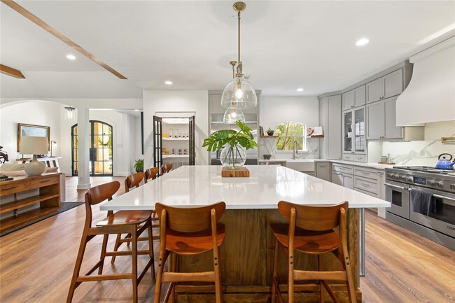 Building Photo - 37363 Masters Cir