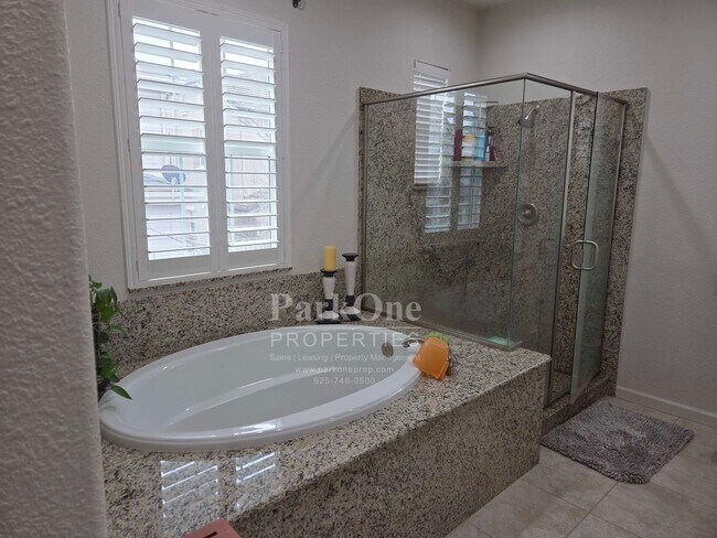 Building Photo - Beautiful 4 Bed 2.5 Bath Cul-de-Sac Home in San Ramon