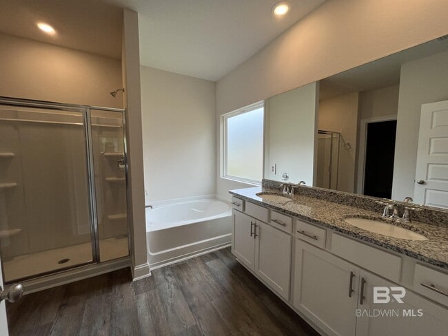 Building Photo - 14836 Dayton Cir