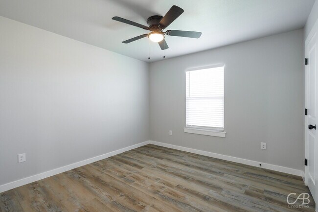 Building Photo - For Lease