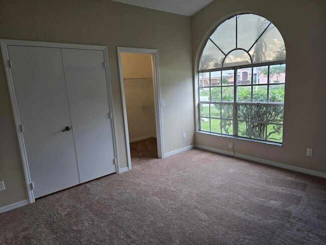 Building Photo - 2601 SE Creston Ln