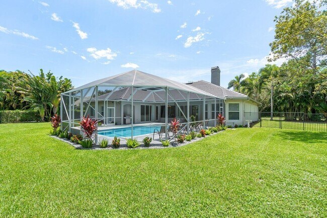 Building Photo - 8369 SE Island Way