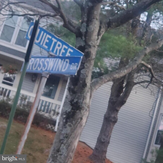 Building Photo - 1700 Quietree Dr