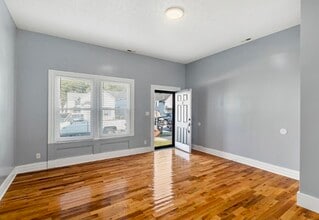 Building Photo - 331 N 23rd St