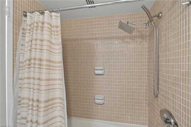 Building Photo - Algonquin Park