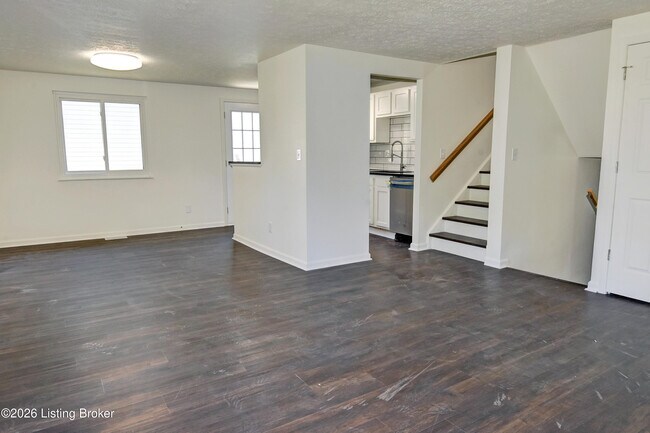 Building Photo - 9310 Plumwood Pl