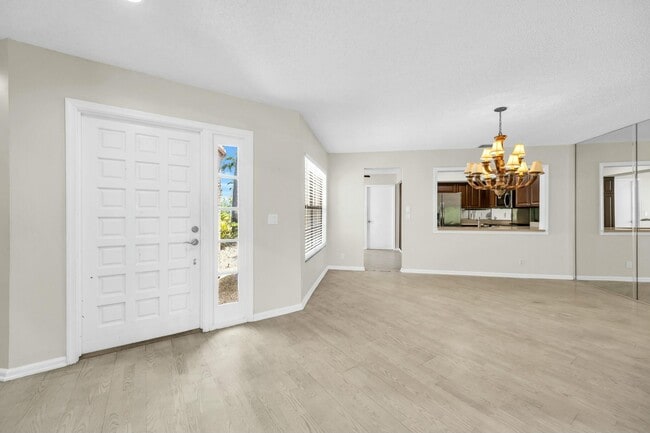 Building Photo - 11206 Applegate Cir