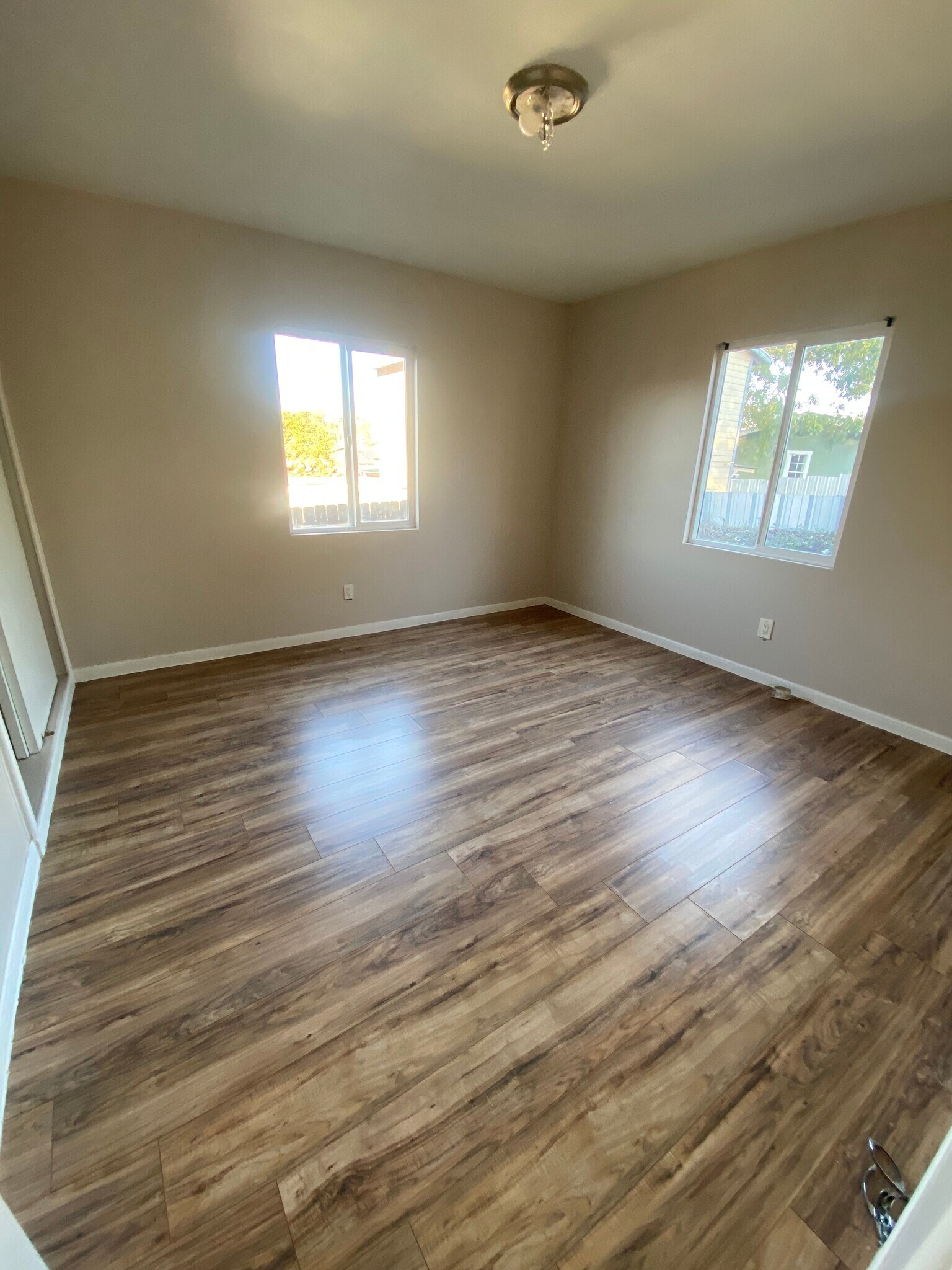 Building Photo - 1044 Tremont St