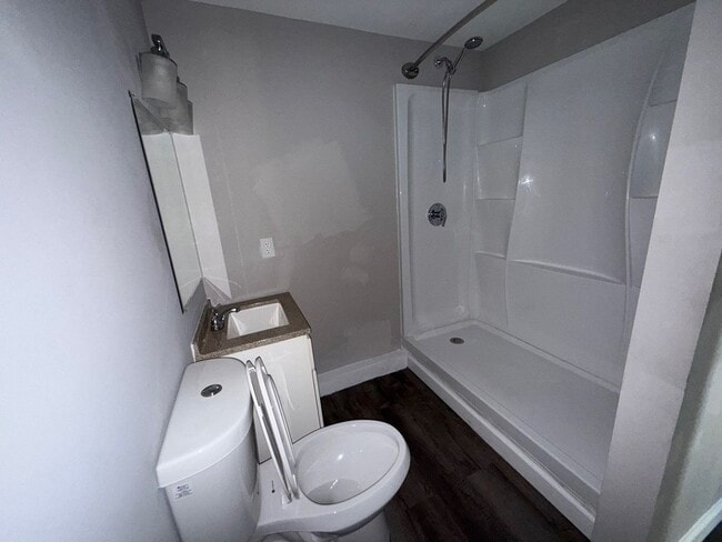 Building Photo - Beautiful Three-Bedroom Home In Baltimore