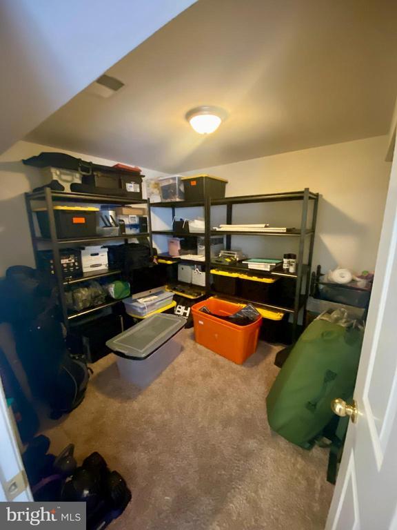 Building Photo - 108 Davidson St