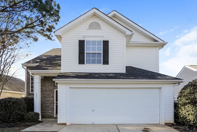 Primary Photo - 707 Almora Dr