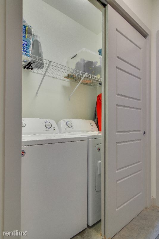 Building Photo - 1 br, 1 bath Condo - 703A Cleo Miller Drive