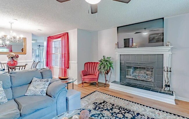 Building Photo - 1207 Hunters Run Cove