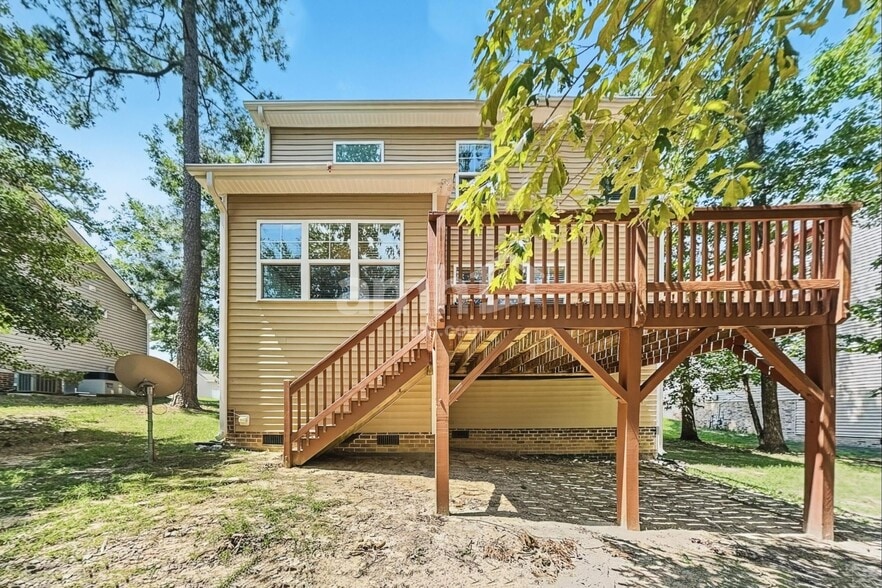 Building Photo - 219 Millwood Dr