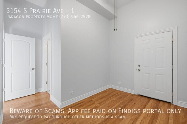 Building Photo - 3154 S Prairie Ave