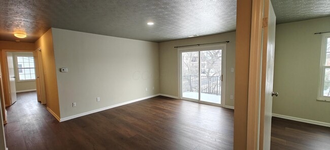 Building Photo - 1540 Slade Ave