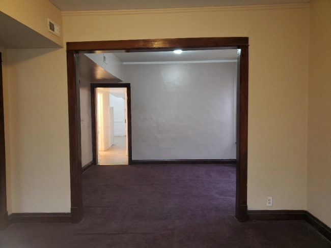 Building Photo - 11921 S Lowe Ave