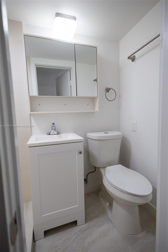 Building Photo - 2675 SW 24th Ter