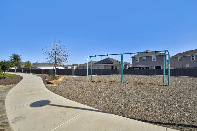 Building Photo - Spacious 4-Bedroom Rental in Trails at Culebra with Community Amenities